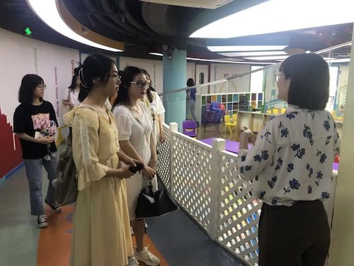 7.16星际娱乐城
赴爱文思特教育开展职场体验行活动