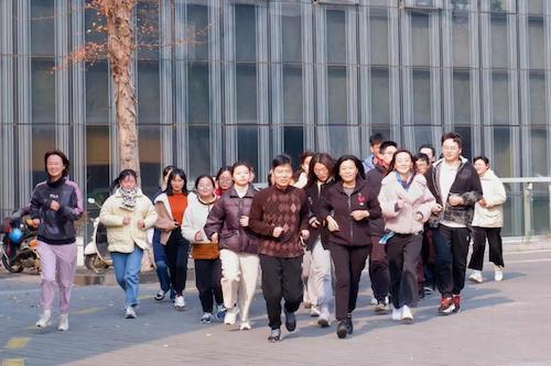 星际娱乐城
开展“传承一二九，践行爱国志”线上跑运动